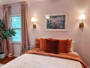 3 chambres, fer et planche à repasser, lit parapluie, Wi-Fi gratuit