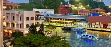 Casa Elite, 2 habitaciones, balcón, vistas al río | Terraza o patio