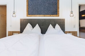 Iron/ironing board, travel crib, free WiFi, bed sheets