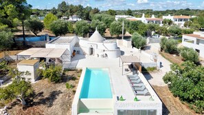 Exterior - Rock’n’Trullo | 8 beds| privatepool| 10 min to sea (Ostuni)