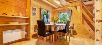 Guest House 'Hütte Im Heidekreis' with Shared Terrace and Wi-Fi