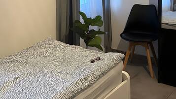 2 soverom, wi-fi (inkludert) og sengetøy