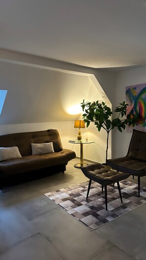 TV - Apartment 'Deluxe Loftapartement Big Size' with Shared Terrace and Wi-Fi (Duisburg)