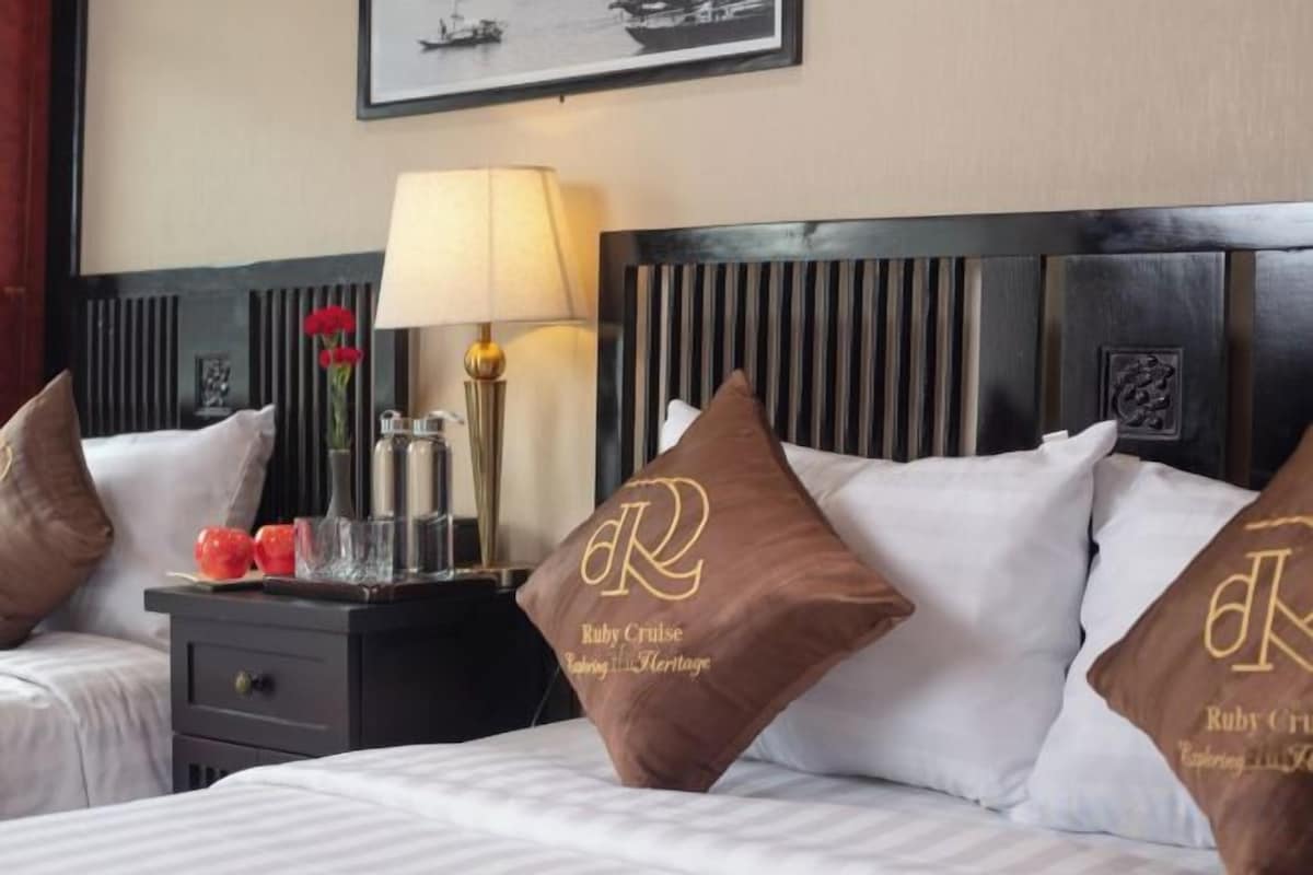 Minibar, desk, bed sheets