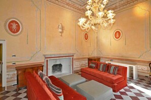 Interior - Villa Gubbio - Gubbio ,Umbria (Gubbio)