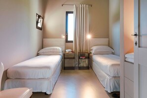 3 室のベッドルーム、WiFi