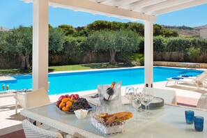 Outdoor dining - Afrodite - Custonaci ,Sicily (Custonaci)