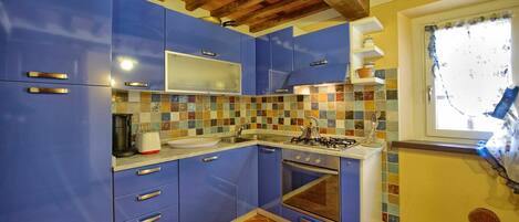 Réfrigérateur, lave-vaisselle