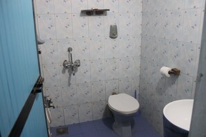 Handtücher, Seife, Toilettenpapier