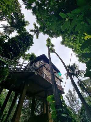 Mặt tiền nơi lưu trú