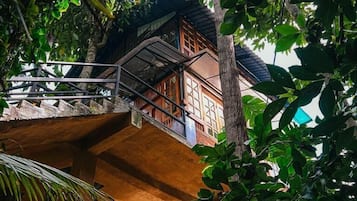 Bagian depan properti