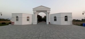 Entrada al alojamiento