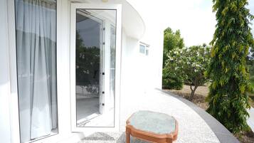 Royal Cottage | Terrace/patio