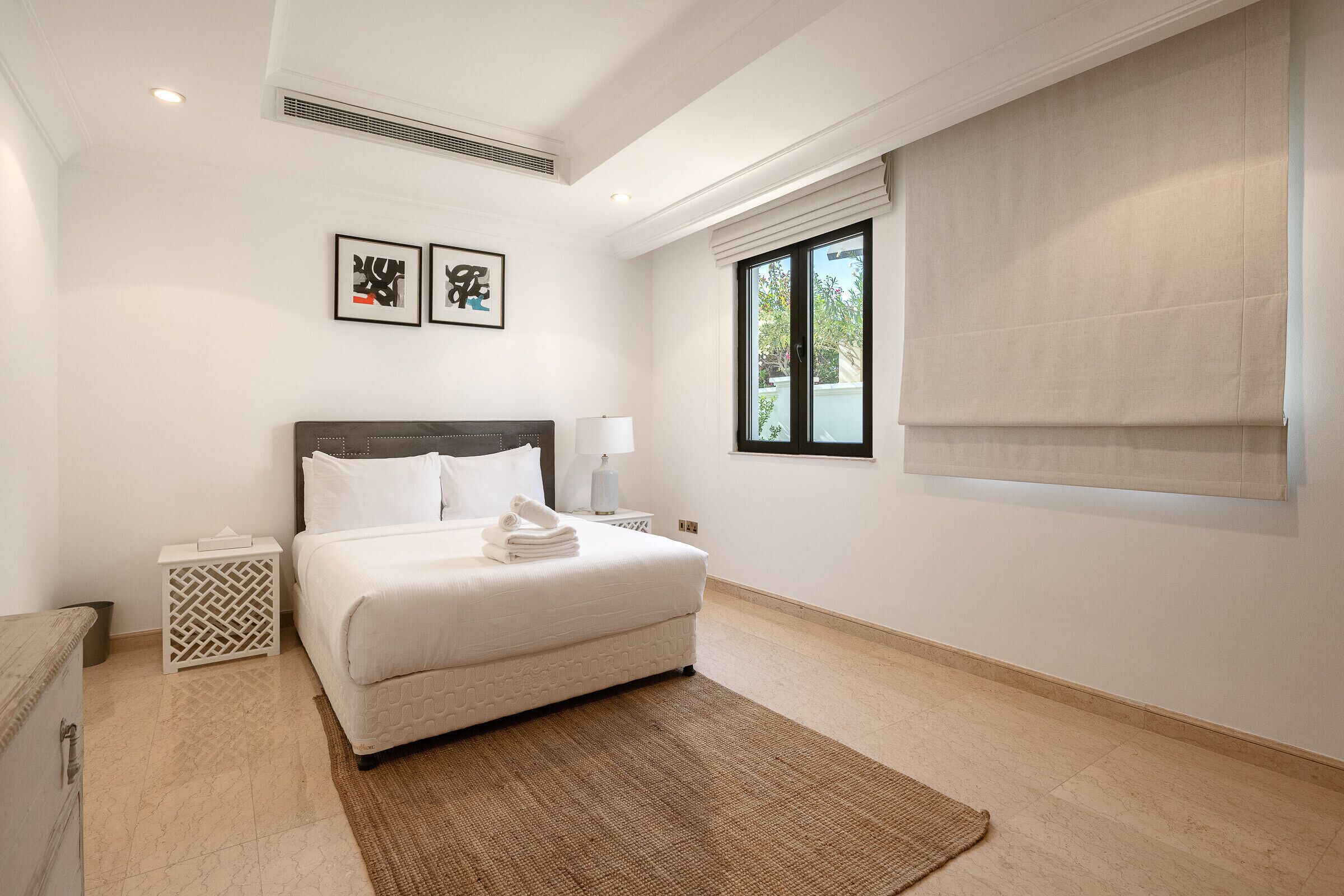 6 bedrooms, in-room safe, iron/ironing board, WiFi (surcharge)