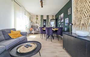 Uklassifisert bilde, 4 av 22, knapp