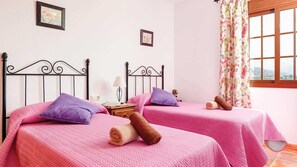3 habitaciones y caja de seguridad en la habitación 
