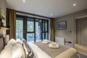 2 slaapkamers, een strijkplank/strijkijzer, gratis wifi