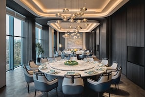 Restaurant - Crowne Plaza Ezhou by IHG (Ezhou)