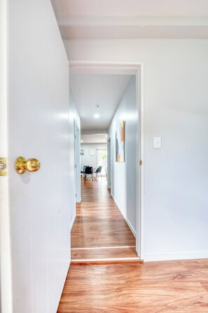 Interior - Auckland's Urban Escape - Central, Connected & Comfortable (Auckland)