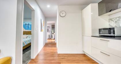 Auckland's Urban Escape - Central, Connected & Comfortable