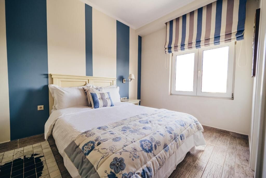 Economy Double Room | In-room safe, blackout drapes, soundproofing, free WiFi