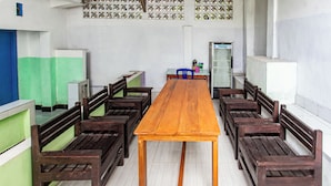 Lobby - Hotel O Kawi Homestay (Praya Barat Daya)