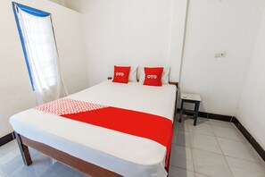 Habitación Deluxe doble | Escritorio, wifi gratis, ropa de cama