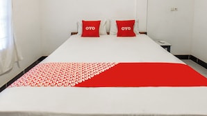 Deluxe Double Room - Hotel O Kawi Homestay (Praya Barat Daya)