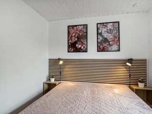 2 bedrooms, Internet