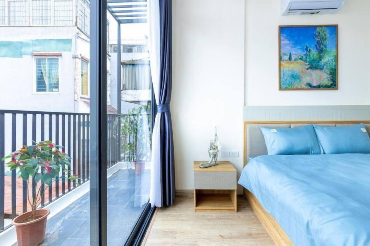 1 chambre, chambres insonorisées, Wi-Fi gratuit, draps fournis
