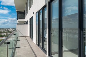 Luxury Apartment | Balcony - Tower Indico by Casago (Mérida)