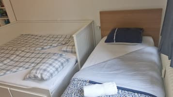 2 bedrooms, iron/ironing board, travel crib, free WiFi