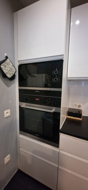 Microwave, dishwasher, coffee/tea maker, electric kettle - Apartamentos Ideal Para Familias con Niños y Mascotas (Schaerbeek)