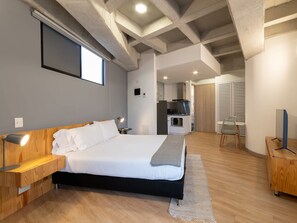 1 chambre, fer et planche à repasser, Wi-Fi, literie fournie