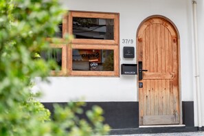 Fachada de la propiedad