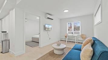 Classic Condo, 3 Bedrooms | Living room | 50-inch Smart TV with digital channels