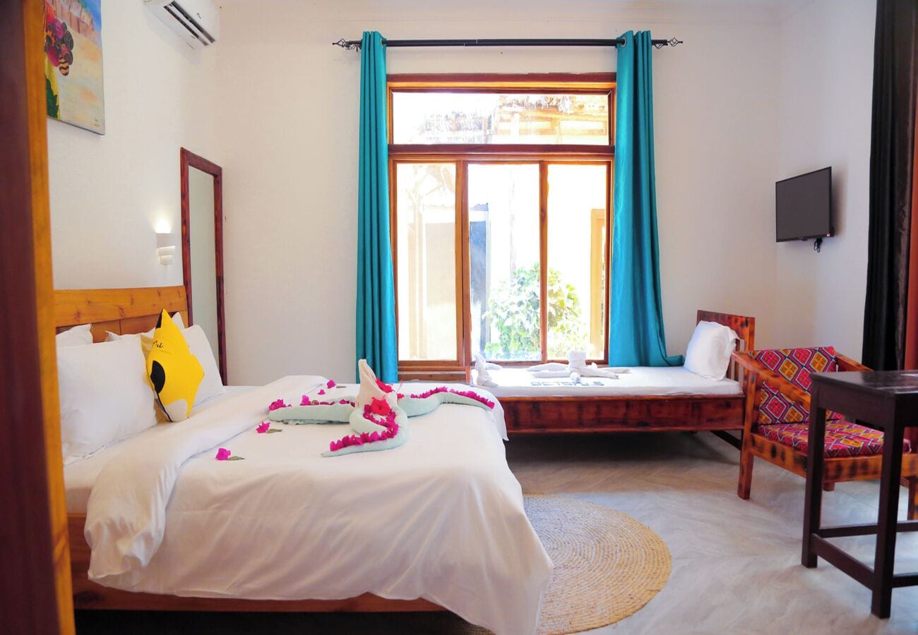 Kamar Double Deluks | Ruang kerja ramah laptop, tempat tidur bayi gratis, dan Wi-Fi gratis