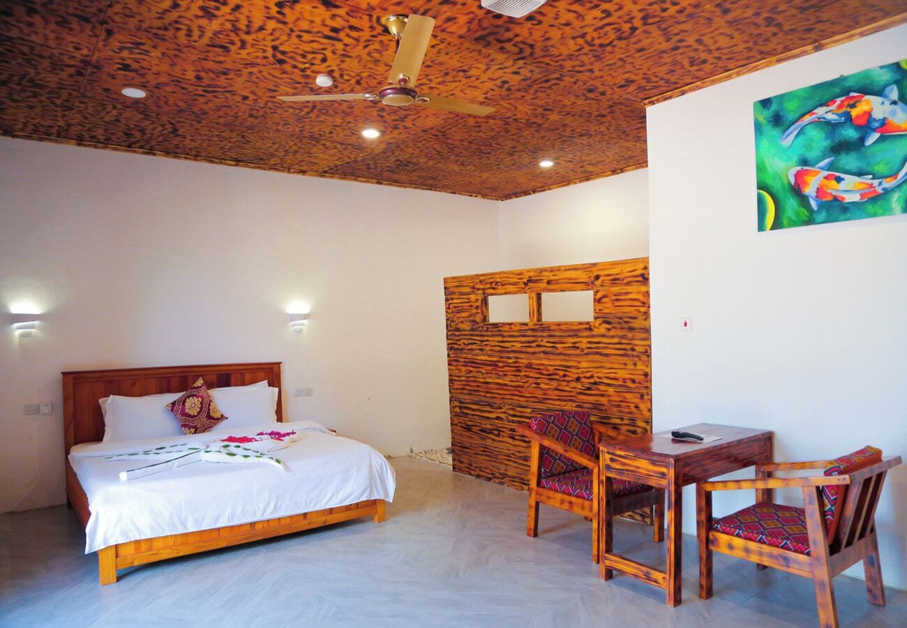 Kamar Senior | Ruang kerja ramah laptop, tempat tidur bayi gratis, dan Wi-Fi gratis