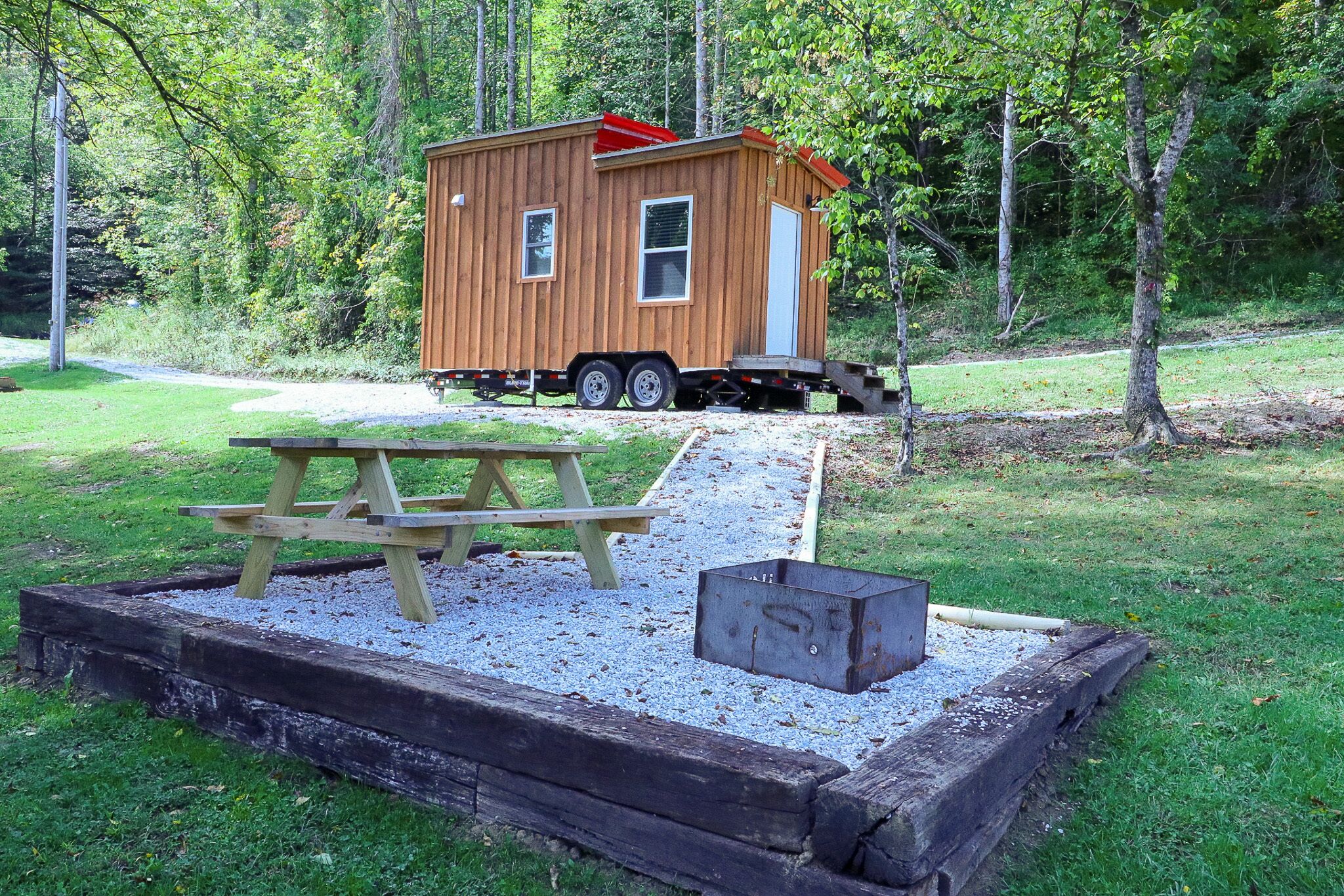 Welcome to Cozy Cabin - Small in size, big in charm