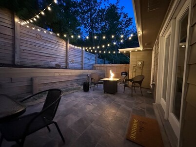 This house is a 2 bedroom(s), 1 bathrooms, located in Lexington, KY.