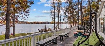 Picture Perfect Dual Home on the Lake