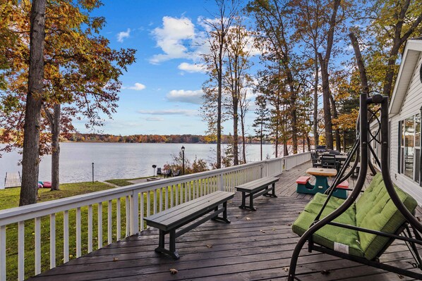 Terrace/patio - Picture Perfect Dual Home on the Lake (Pullman)