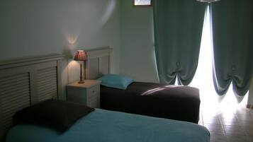 5 多间卧室、免费 WiFi、床单、轮椅无障碍