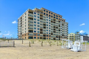 Exterior - One Bedroom Oceanfront Condo with Outdoor Pool (Ocean City)
