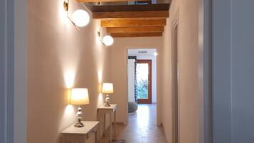 TV de tela plana 32 polegadas com canais digitais