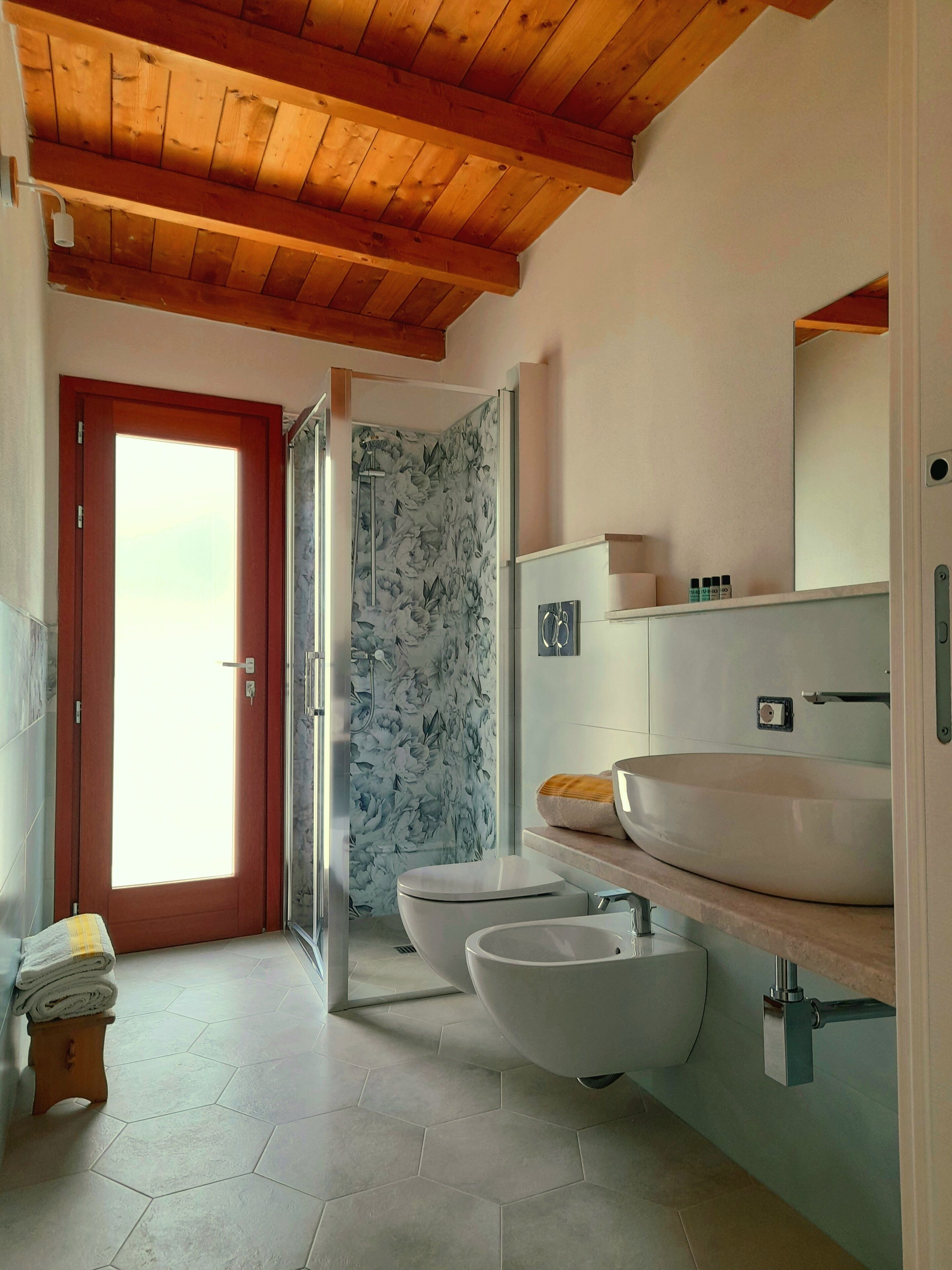 Superior-Doppelzimmer, Gartenblick | Badezimmer