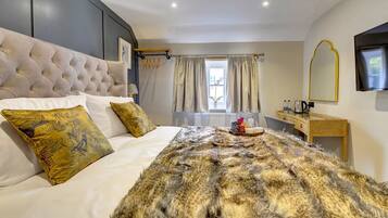 Double Room | Desk, soundproofing, free WiFi