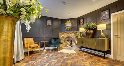 The Bridge House Henley