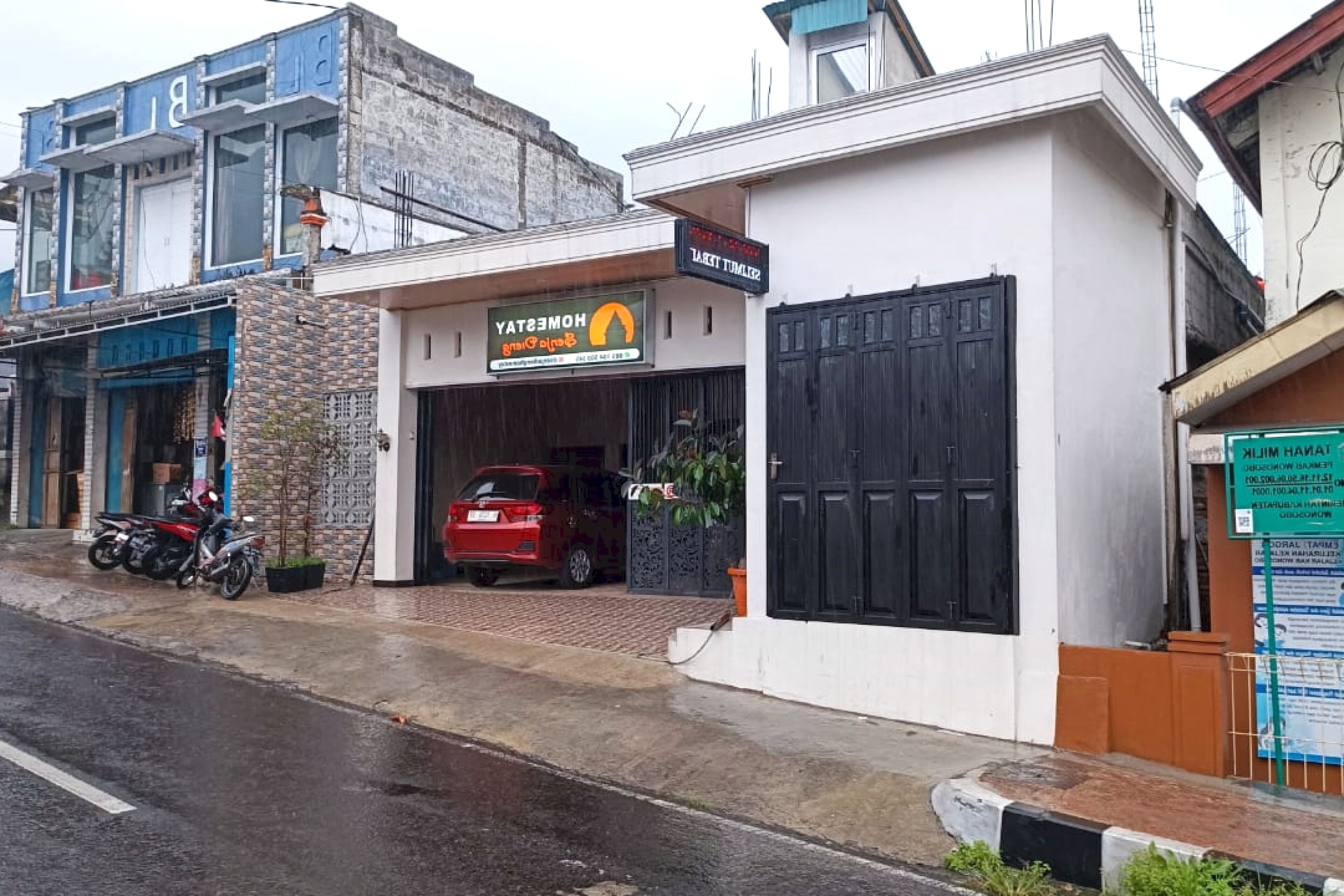 Mặt tiền nơi lưu trú