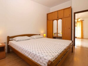 2 bedrooms, WiFi - Holiday apartment with air conditioning (Premantura)